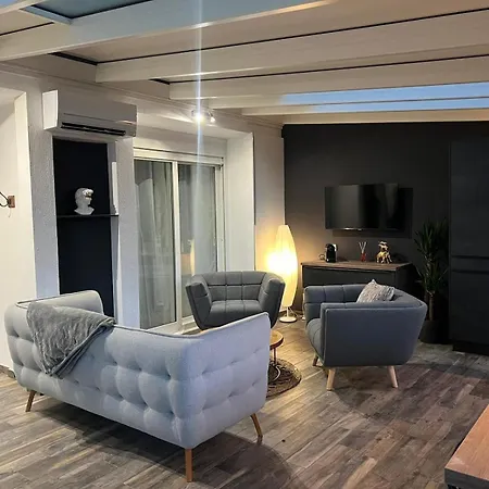 Deux Voisins Au Calme Olivia Et Victoria Saint-Pair